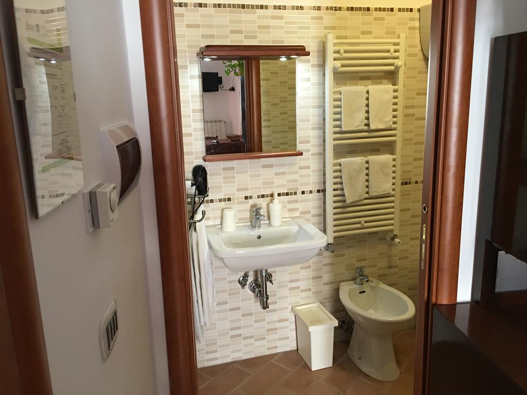 Guest House Dimora Fiorita Serracapriola Buitenkant foto