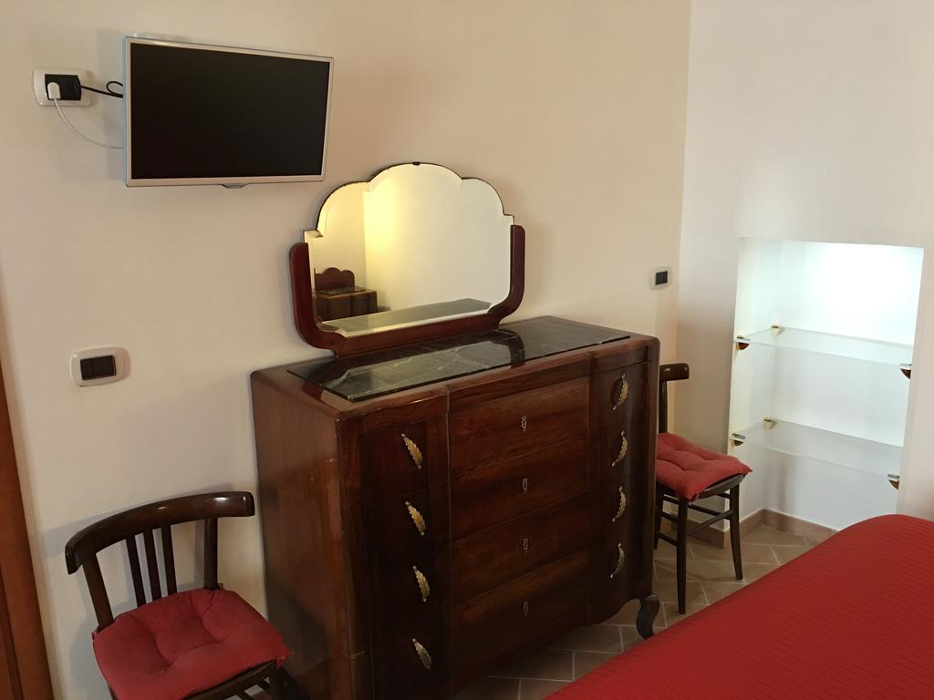 Guest House Dimora Fiorita Serracapriola Buitenkant foto